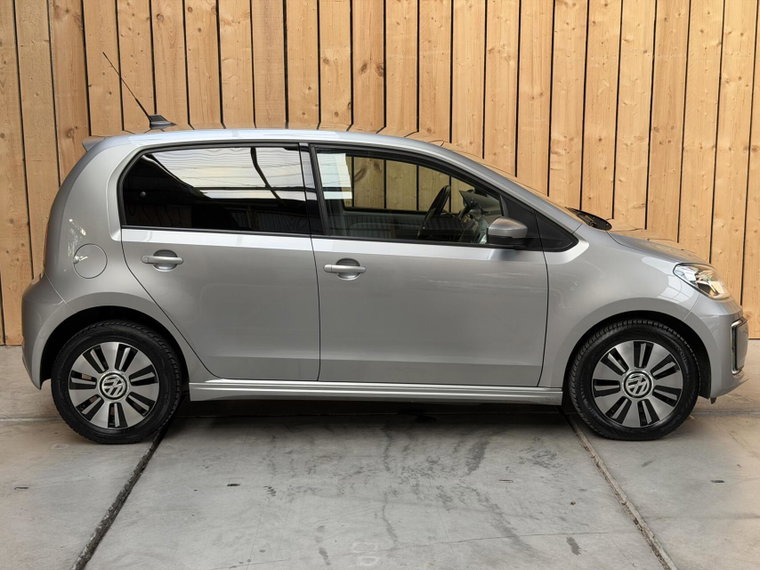 Vehicle Image 48