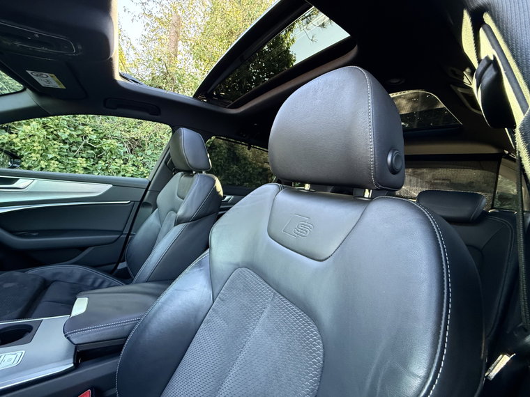 Vehicle Image 24