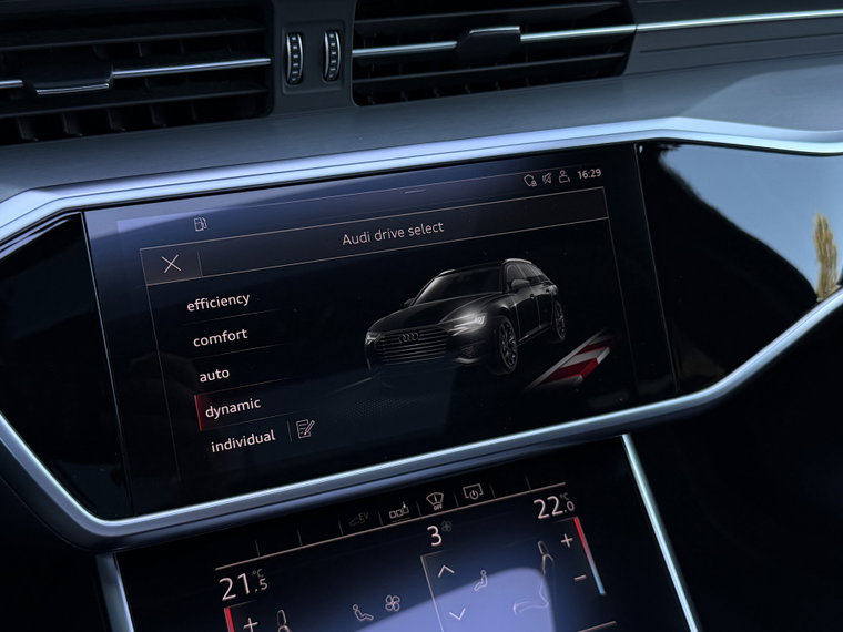 Vehicle Image 42