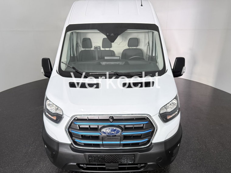 Vehicle Image 33