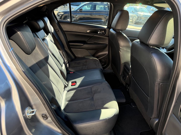 Vehicle Image 31