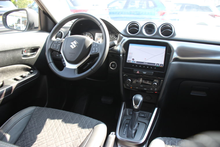 Vehicle Image 26