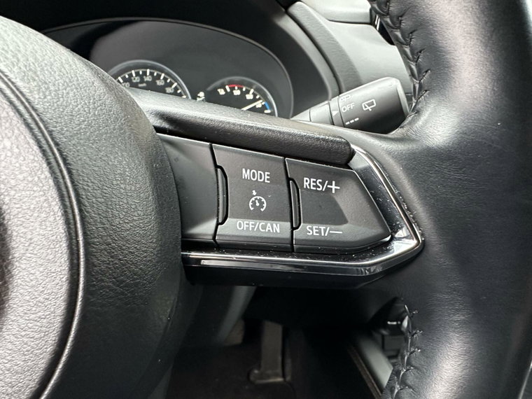 Vehicle Image 23