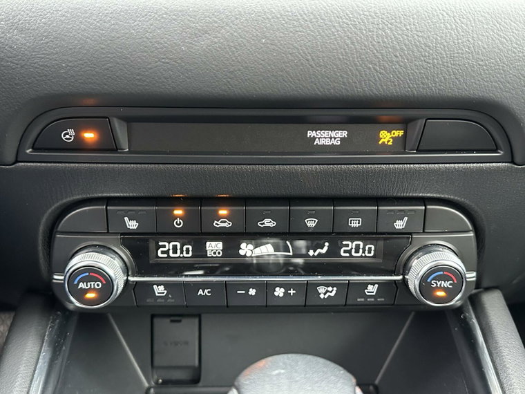 Vehicle Image 26