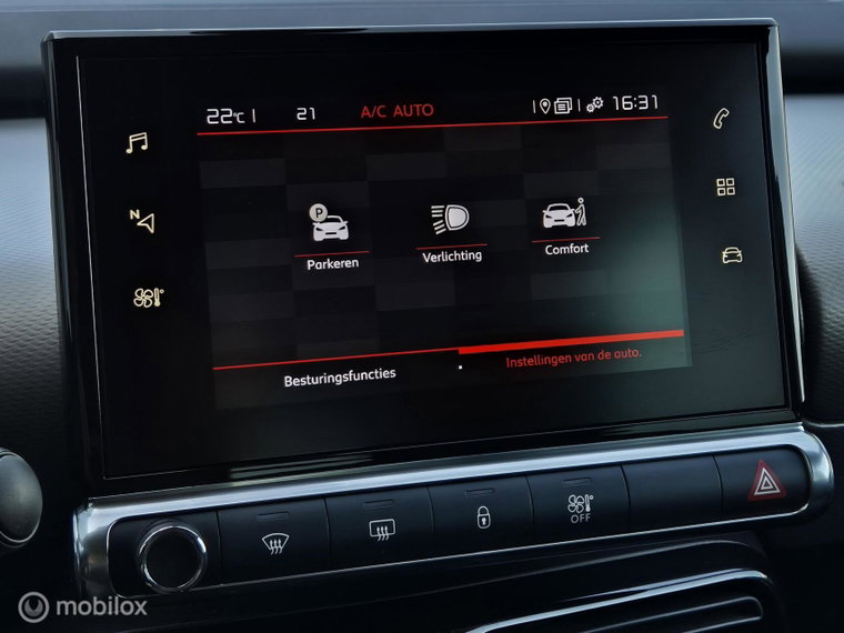 Vehicle Image 32
