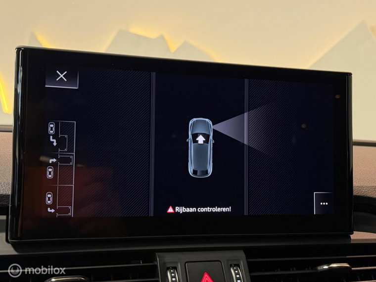 Vehicle Image 33