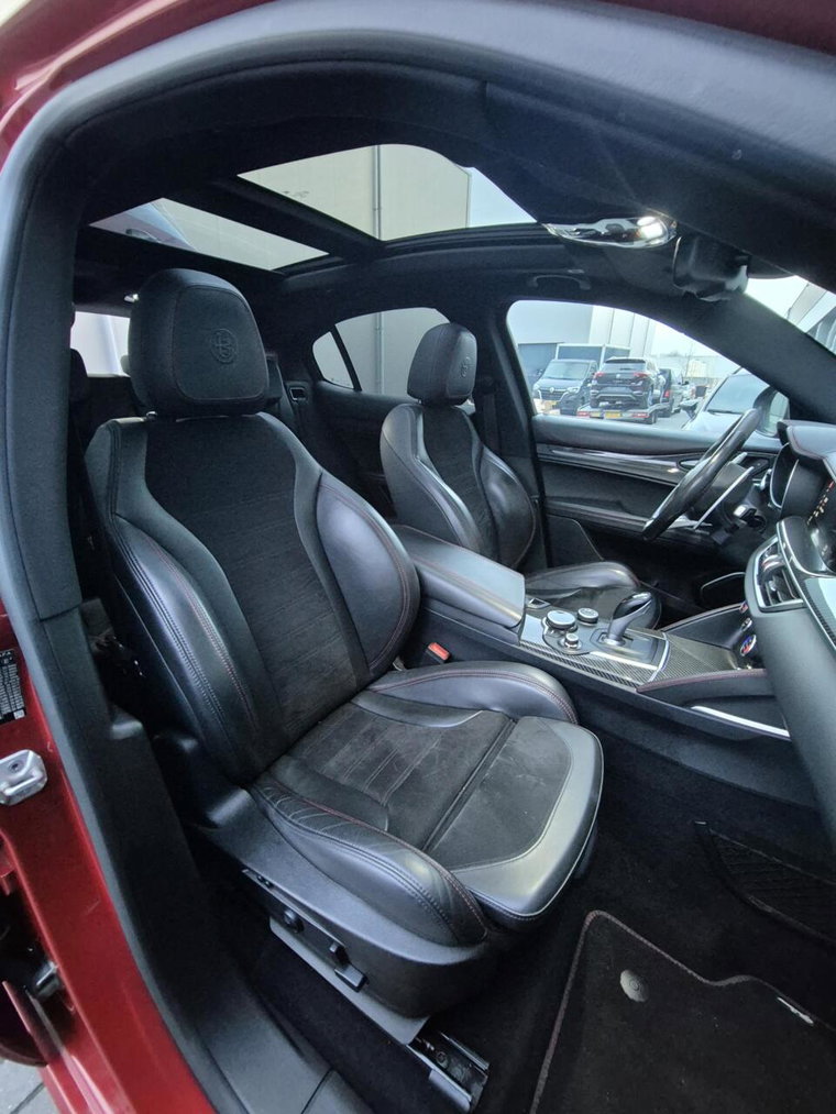 Vehicle Image 31