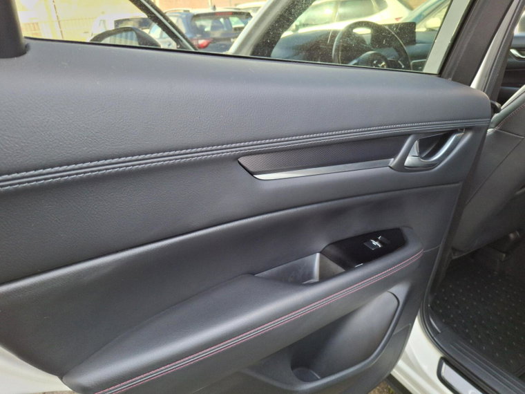 Vehicle Image 23