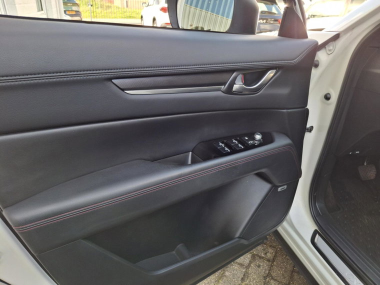 Vehicle Image 26