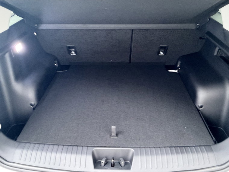 Vehicle Image 38