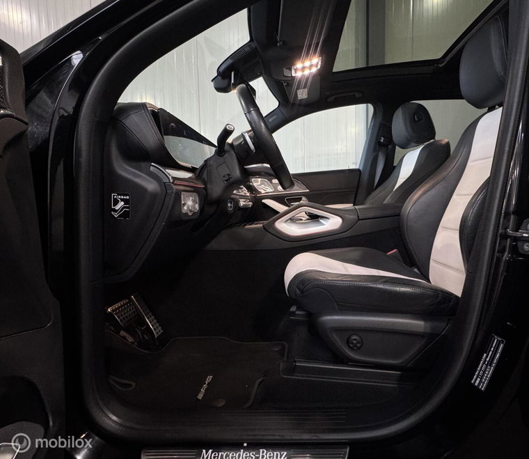 Vehicle Image 35