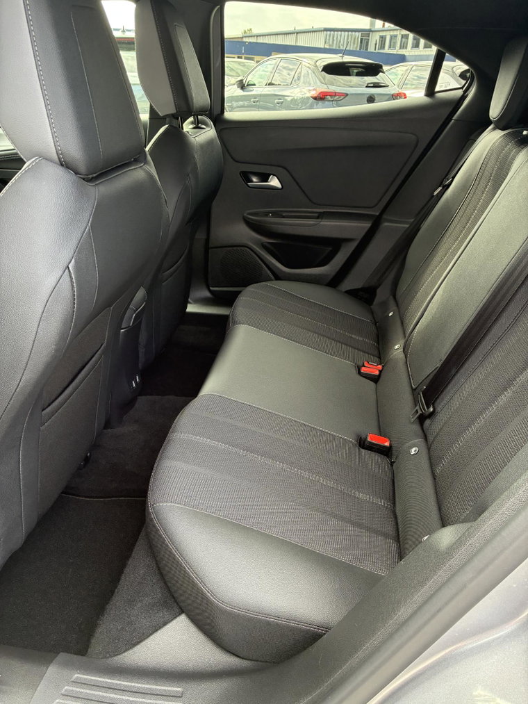Vehicle Image 45