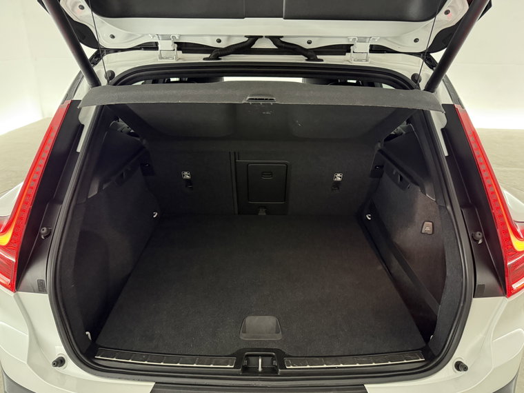 Vehicle Image 37