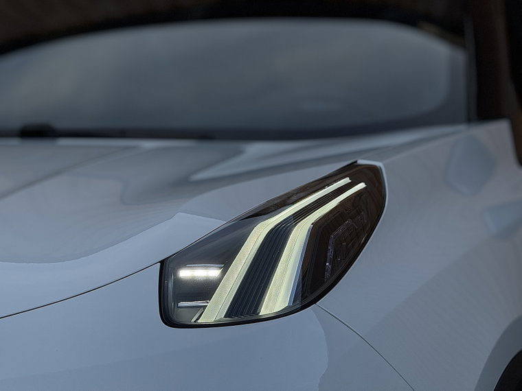 Vehicle Image 27