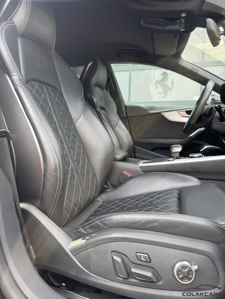 Vehicle Image 36