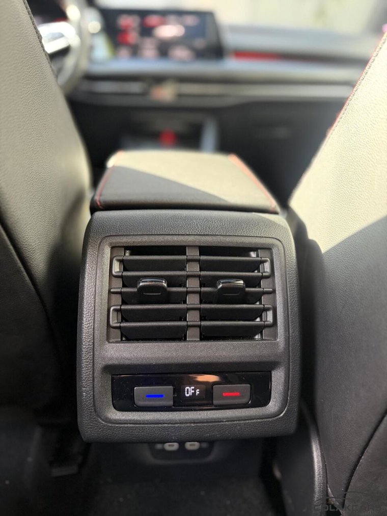 Vehicle Image 42