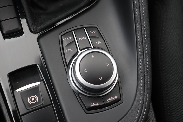 Vehicle Image 37