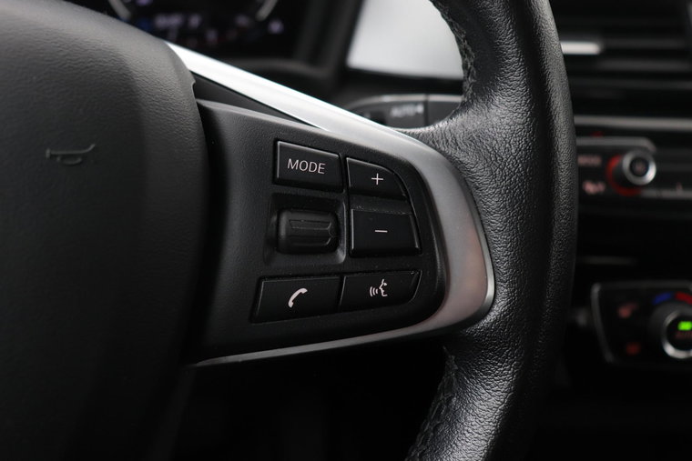 Vehicle Image 40
