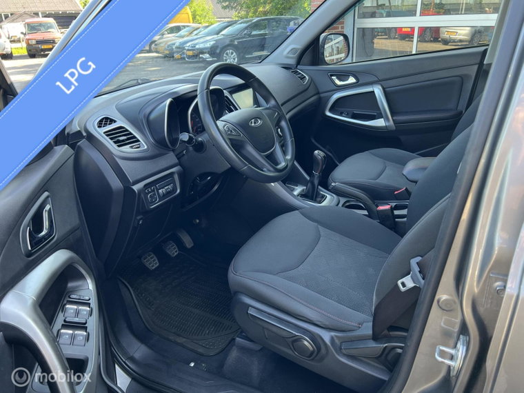 Vehicle Image 7