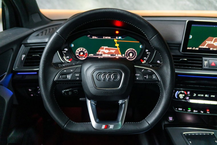 Vehicle Image 18