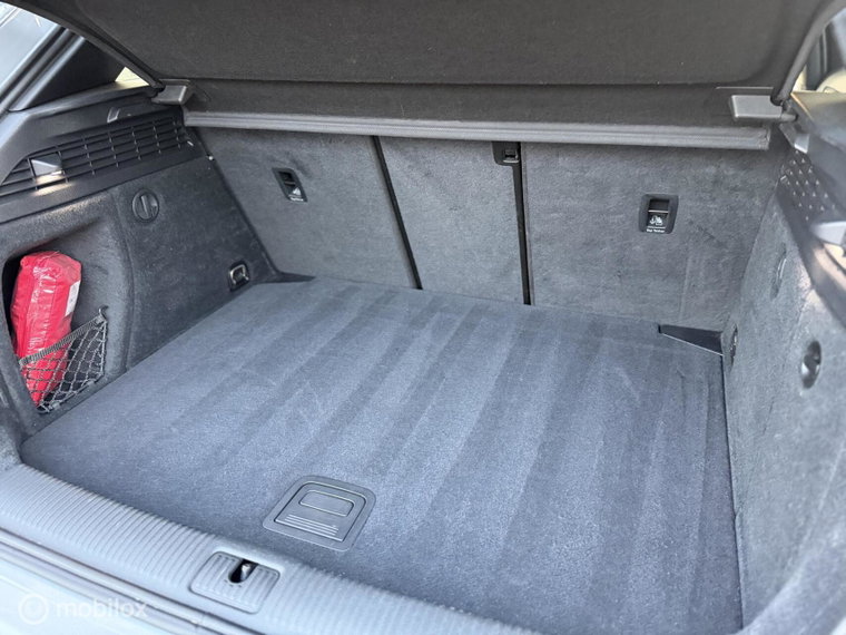 Vehicle Image 47