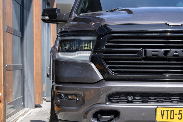 Vehicle Image 7