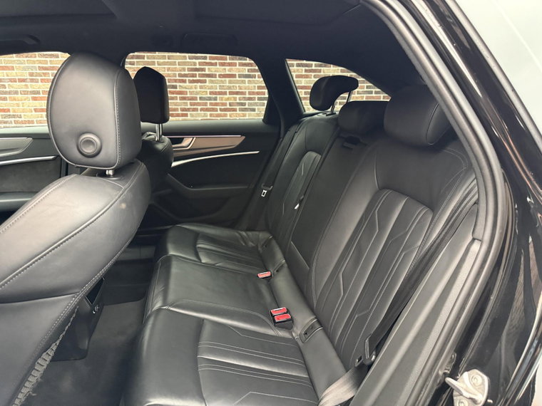 Vehicle Image 29