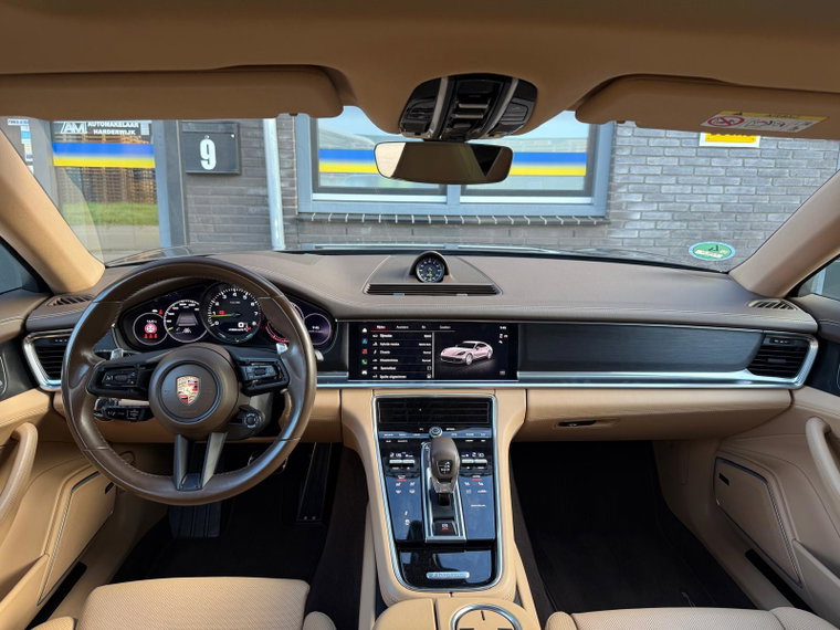 Vehicle Image 22