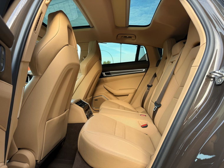 Vehicle Image 45