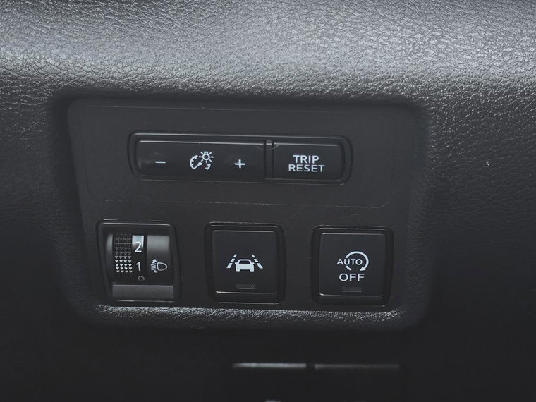 Vehicle Image 24