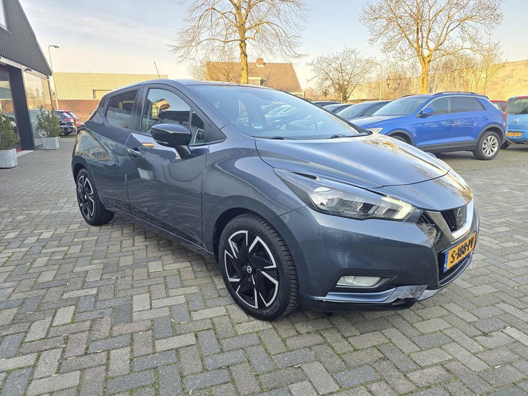 Vehicle Image 35