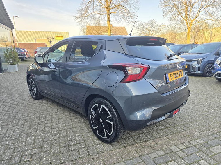 Vehicle Image 36