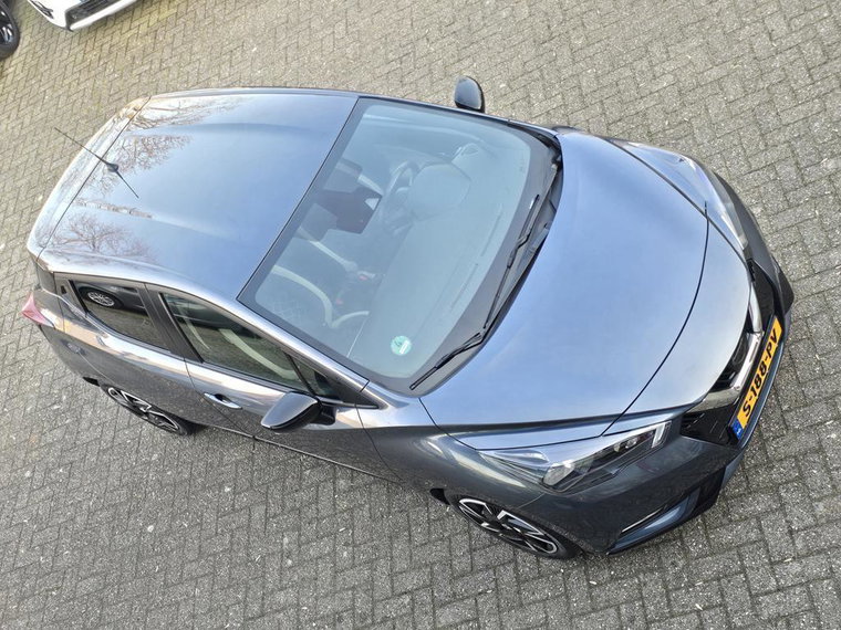 Vehicle Image 40