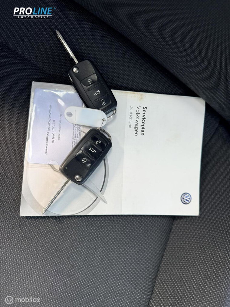 Vehicle Image 19