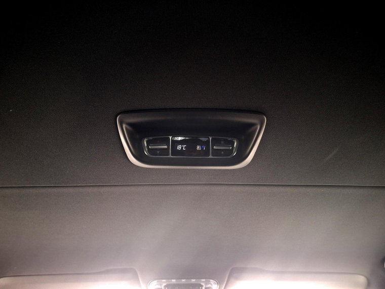 Vehicle Image 29