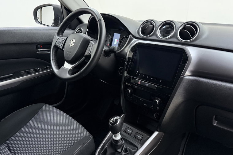 Vehicle Image 15