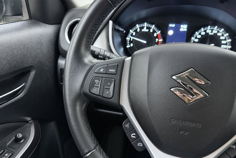 Vehicle Image 18