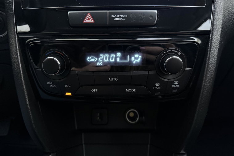 Vehicle Image 23