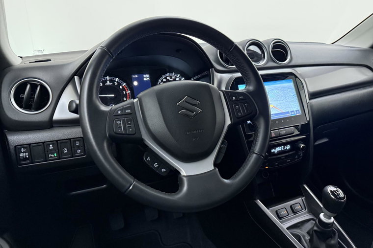 Vehicle Image 30