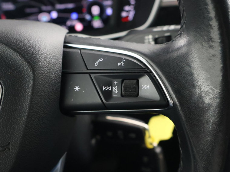 Vehicle Image 24