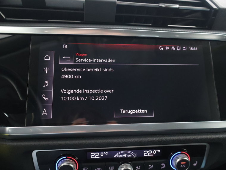 Vehicle Image 36