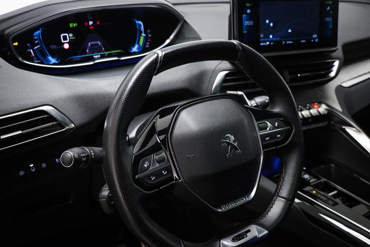 Vehicle Image 30