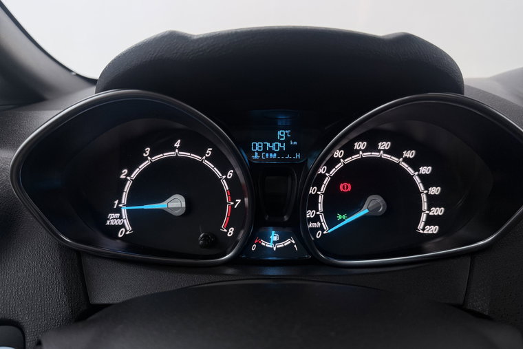 Vehicle Image 21