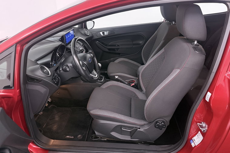 Vehicle Image 23