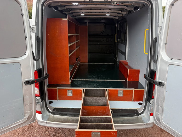 Vehicle Image 13