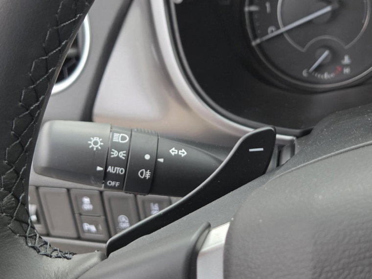 Vehicle Image 23