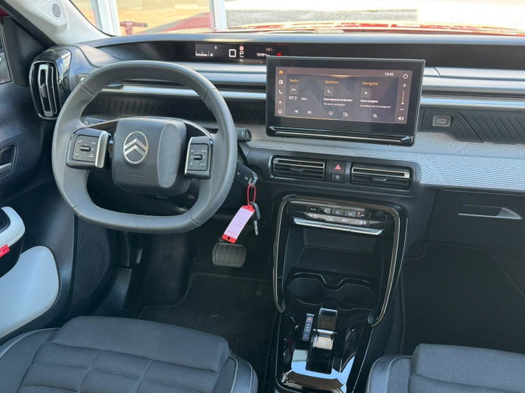 Vehicle Image 22