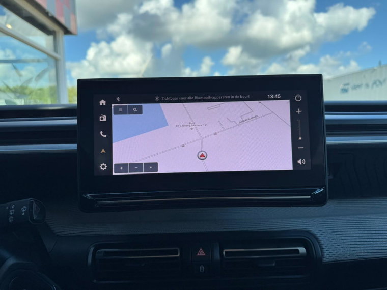 Vehicle Image 35