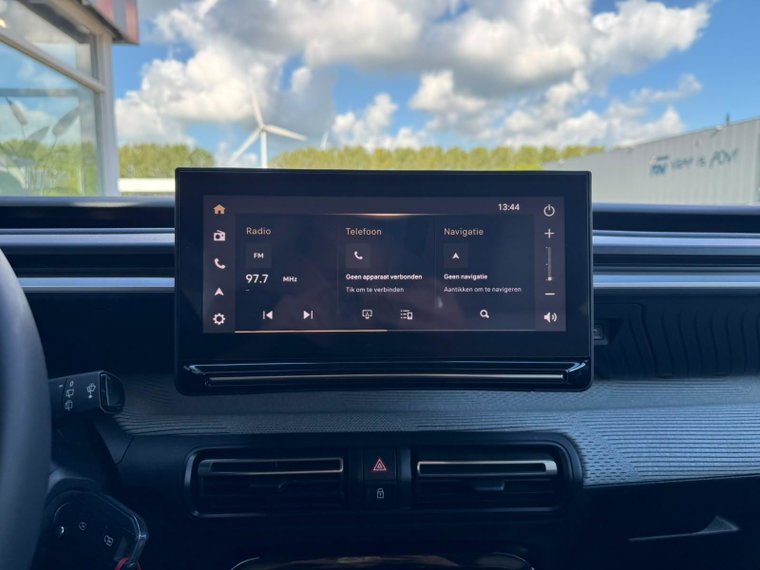 Vehicle Image 36