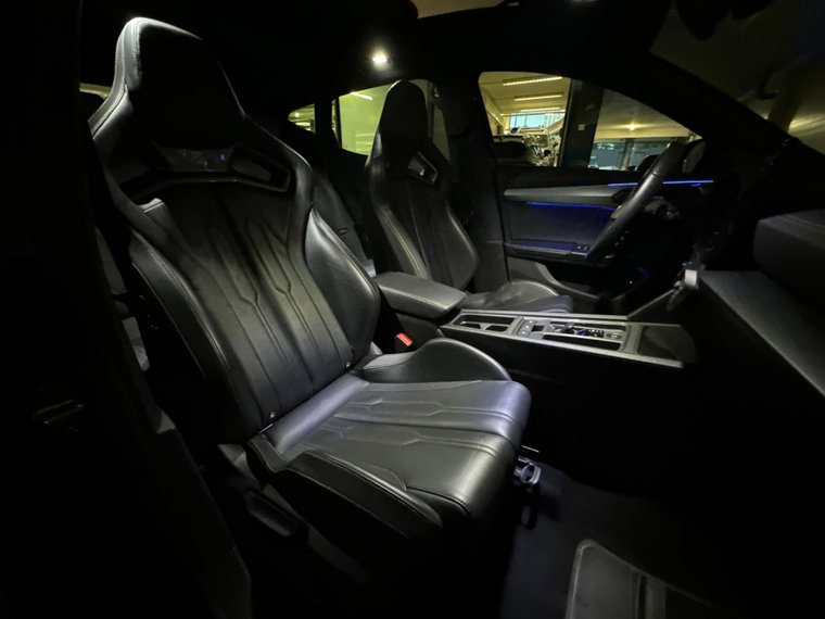 Vehicle Image 37
